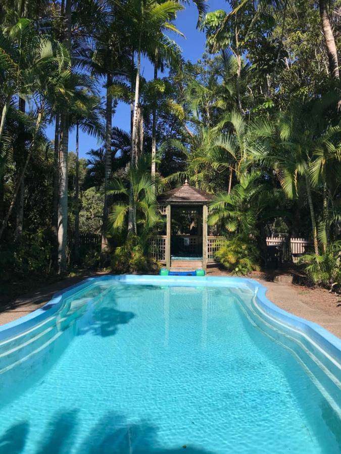 Getaways At Byfield Villa Exterior photo