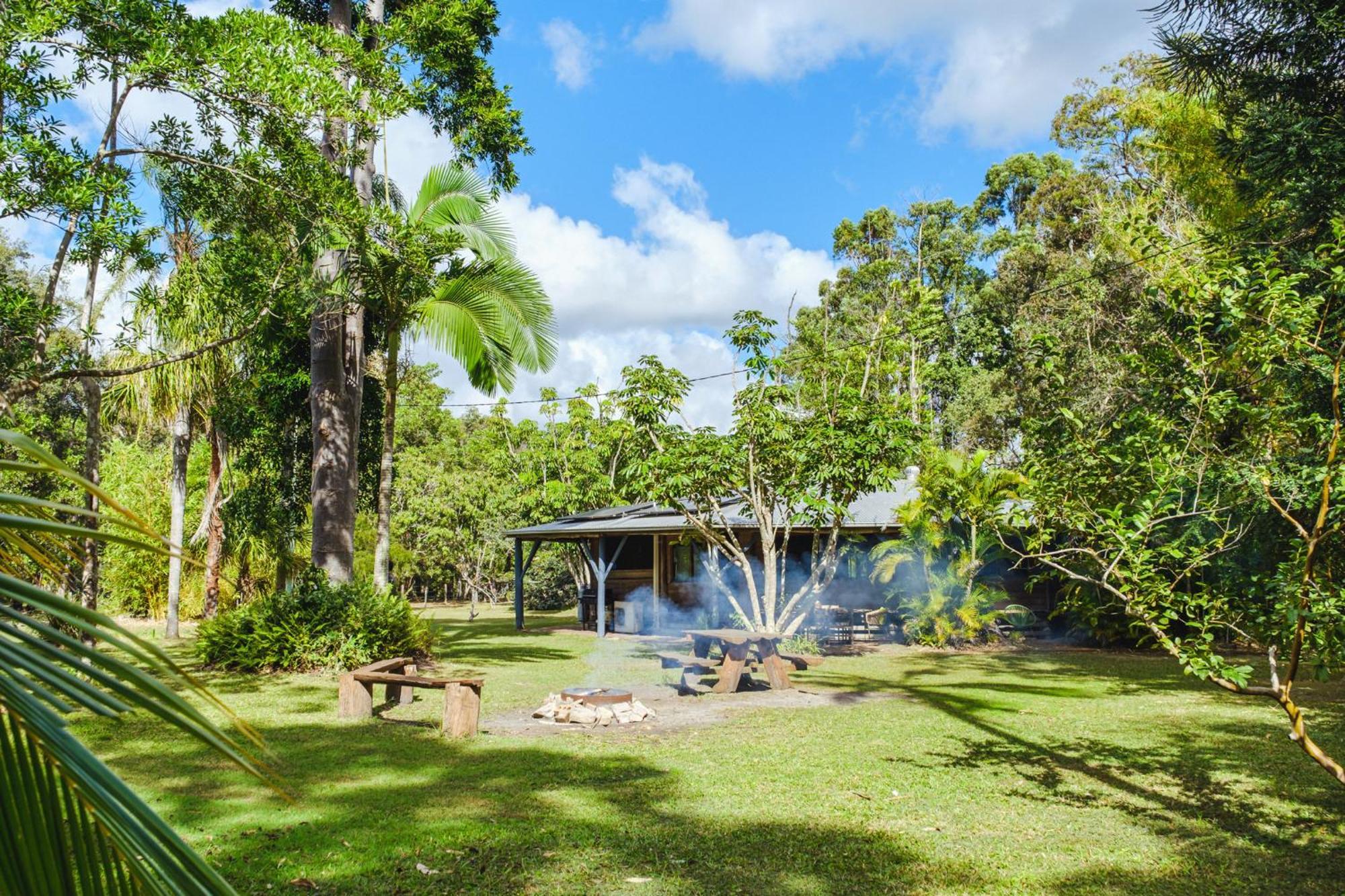 Getaways At Byfield Villa Exterior photo