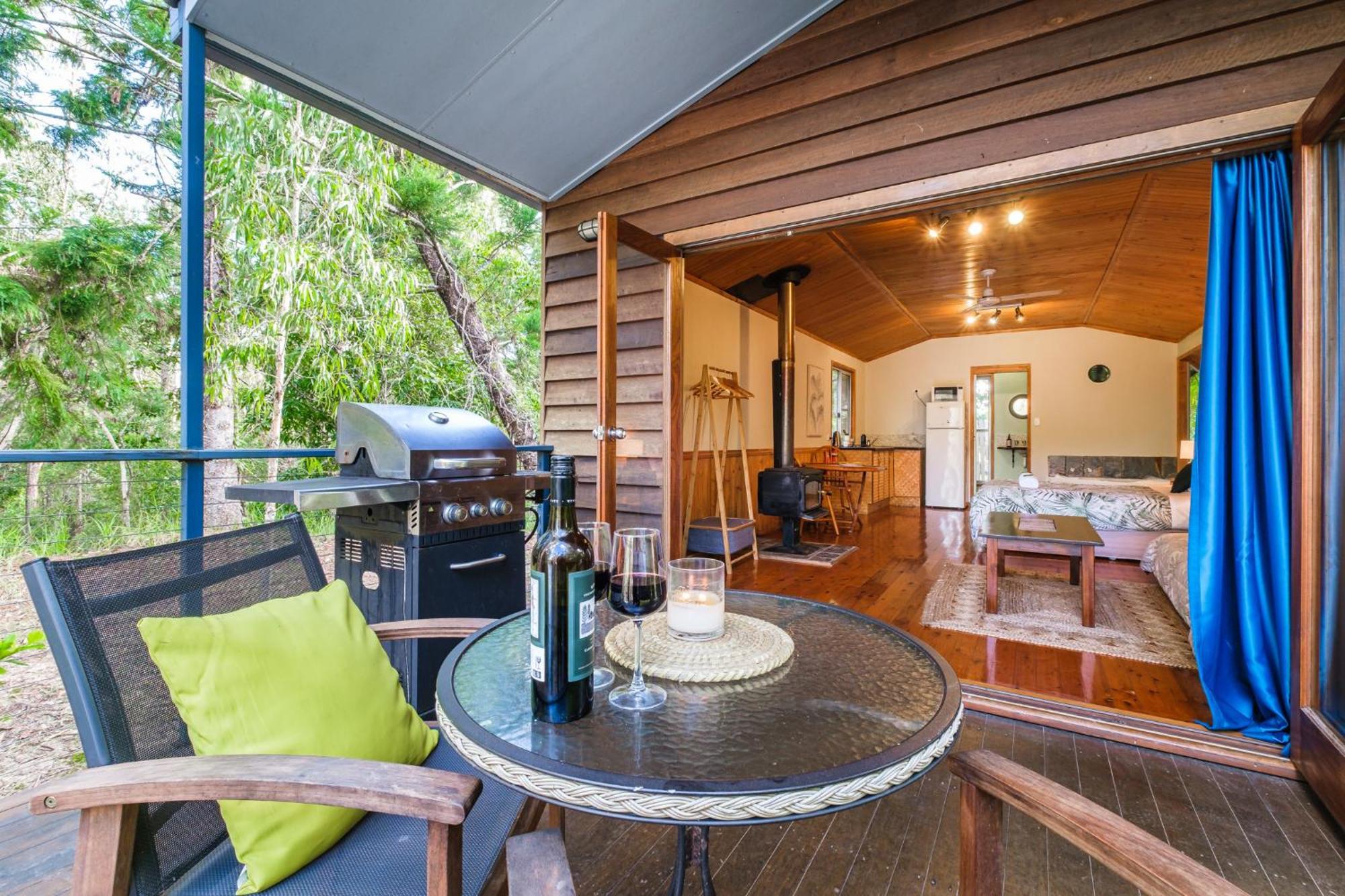 Getaways At Byfield Villa Exterior photo