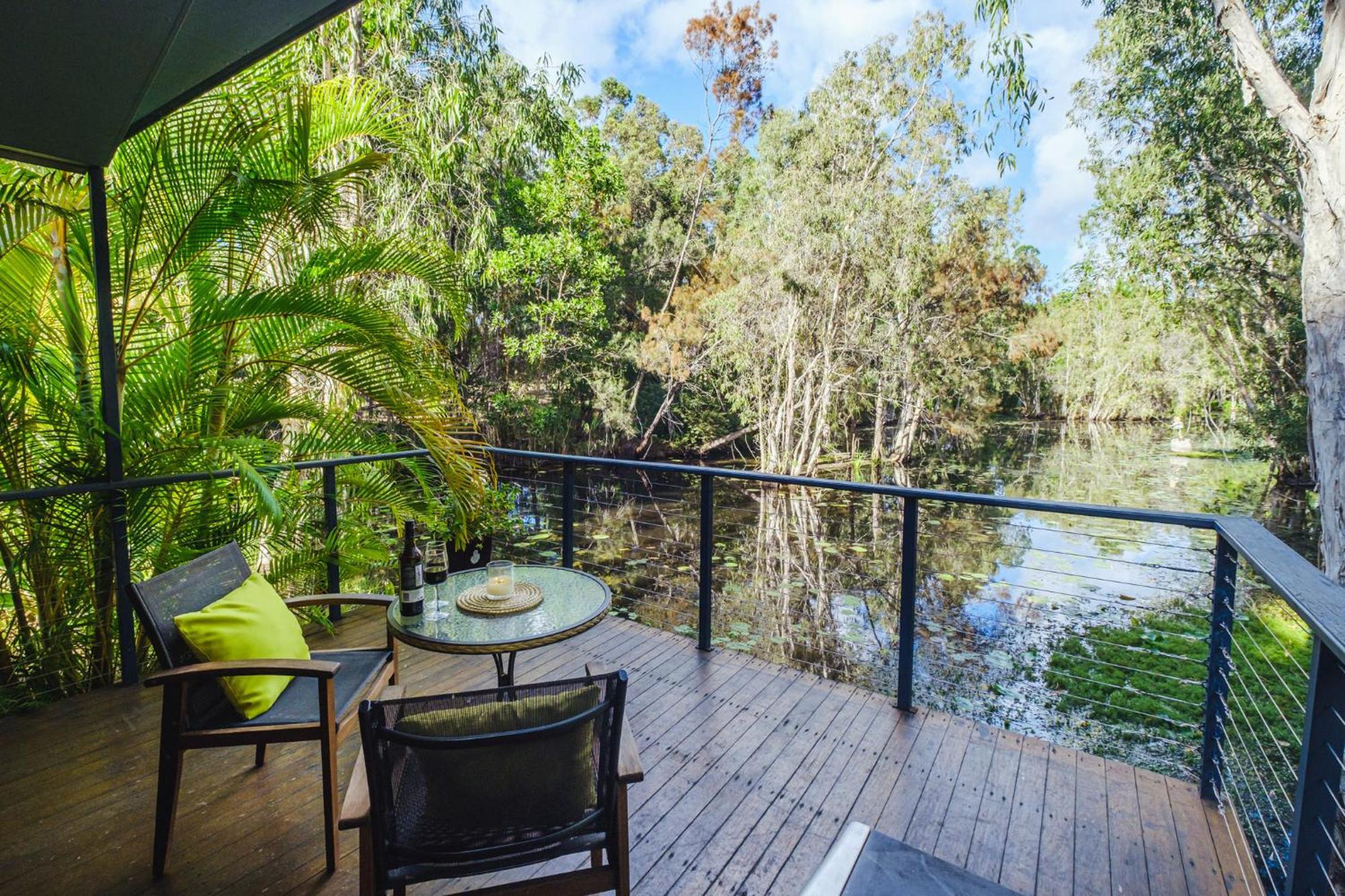 Getaways At Byfield Villa Exterior photo